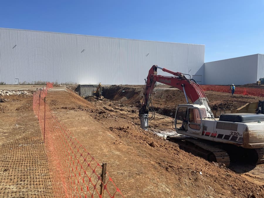 Excavation and site work by Earth Works, LLC — serving Hodgenville, KY