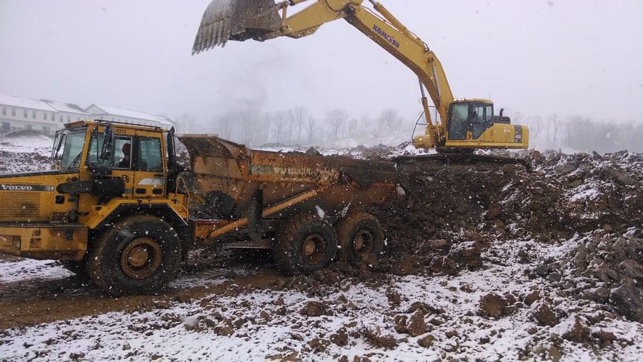 Excavation and site work by Earth Works, LLC — serving Nicholasville, KY
